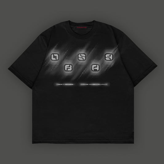 Camiseta negra con diseño de cubos