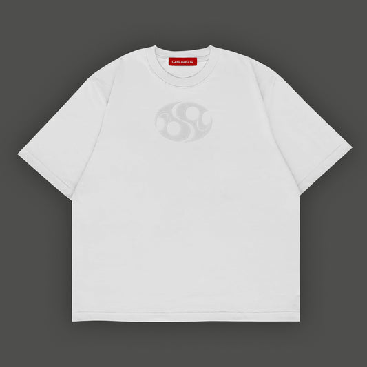 Camiseta blanca con bordado logo obsay