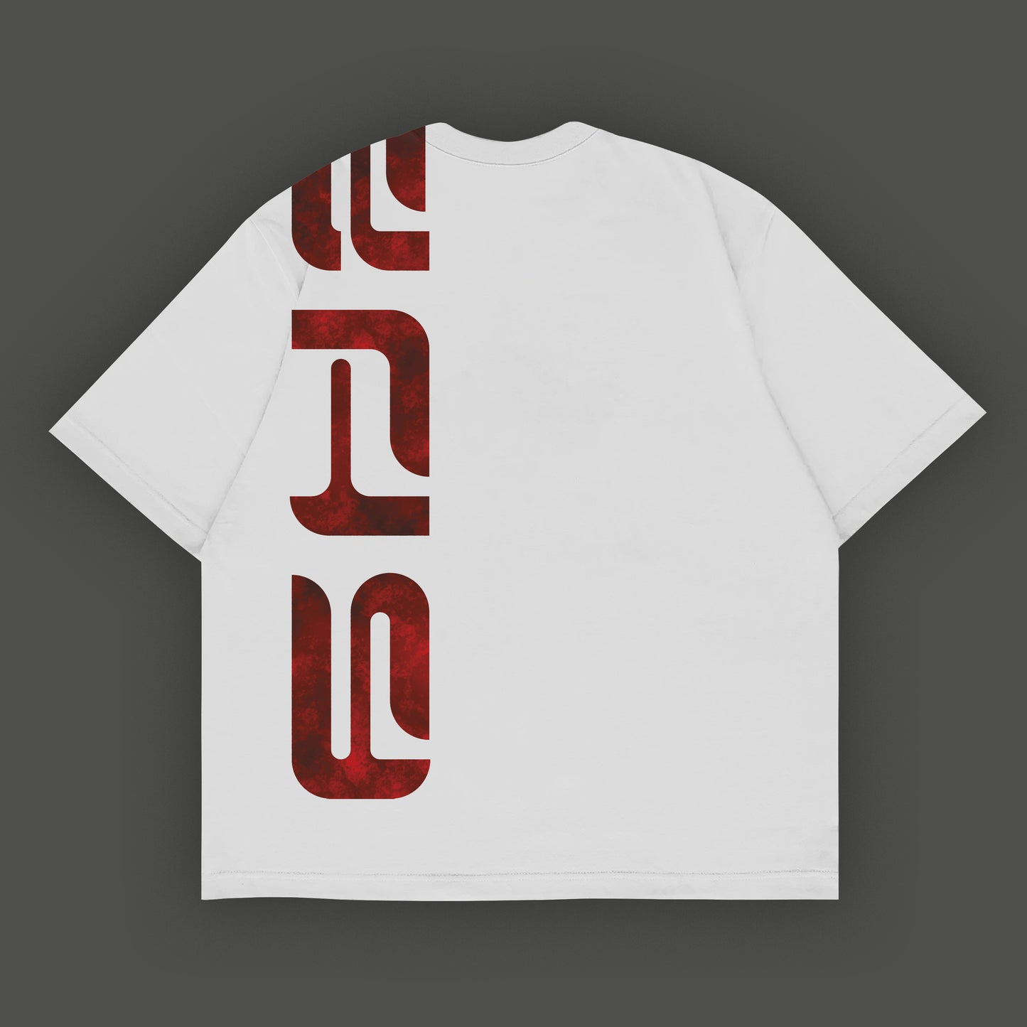 Camiseta blanca con diseño lateral rojo